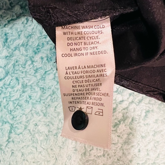 🔥Satin Shirt 🔥 - Picture 6 of 7